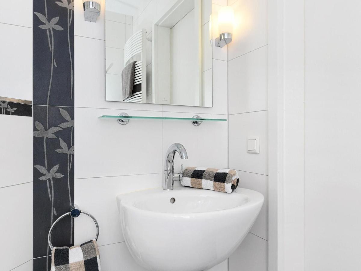 Charming Apartment On Ruegen Island With Balcony Sellin  Esterno foto